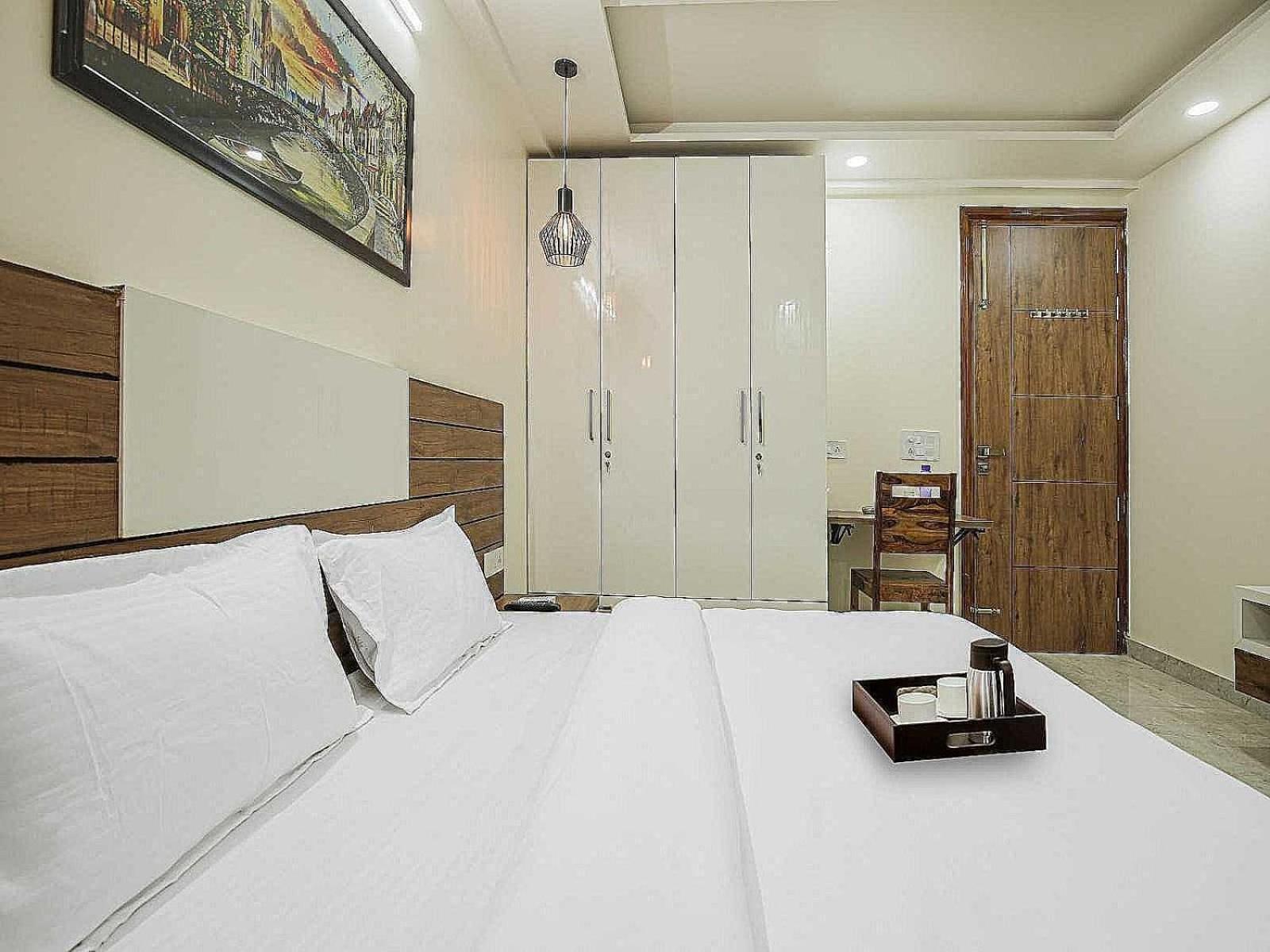 Hotel Maharaja Palace Gurgaon Bagian luar foto