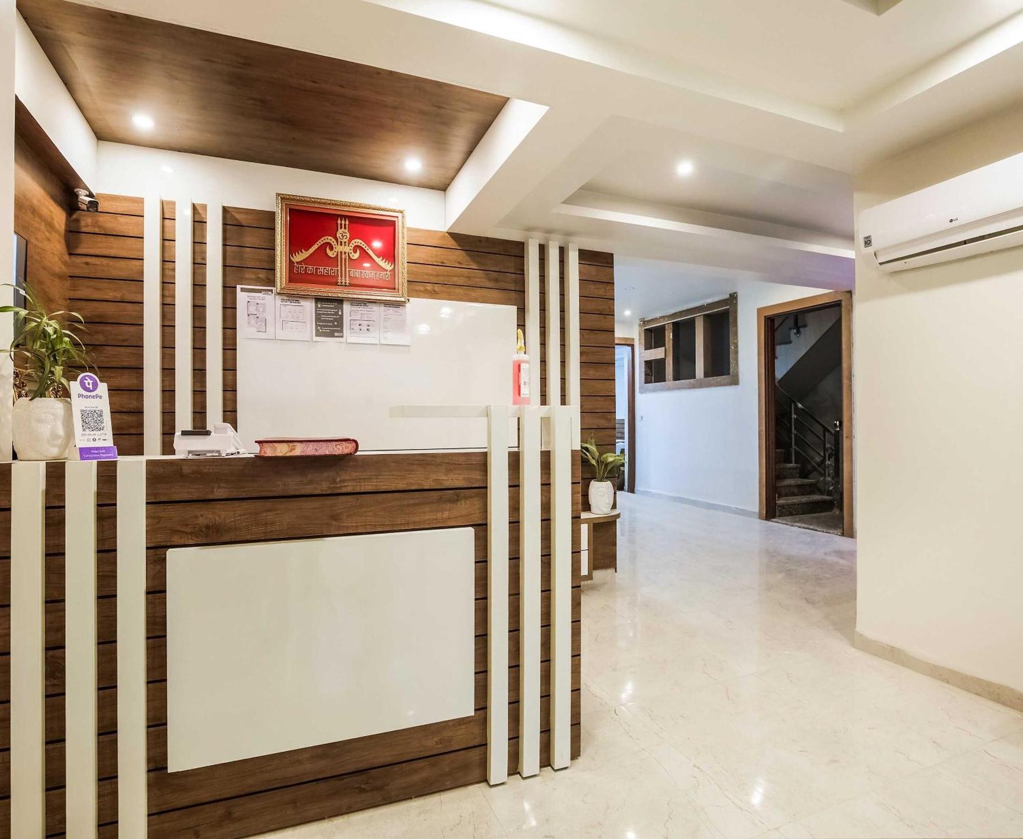 Hotel Maharaja Palace Gurgaon Bagian luar foto